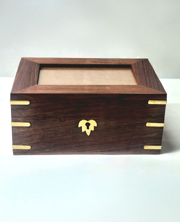 Wooden Urn - Heart & Key lock